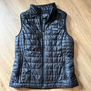 Women’s black Patagonia vest